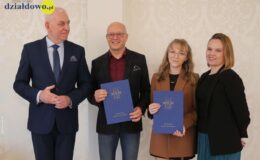 Stypendia burmistrza Działdowa Grzegorza Mrowińskiego wręczone
