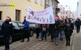 Sztafeta z Mikołajem po raz dziesiąty przeszła ulicami miasta