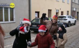 Sztafeta z Mikołajem po raz dziesiąty przeszła ulicami miasta