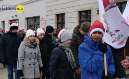 Sztafeta z Mikołajem po raz dziesiąty przeszła ulicami miasta