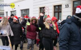 Sztafeta z Mikołajem po raz dziesiąty przeszła ulicami miasta