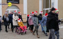 Sztafeta z Mikołajem po raz dziesiąty przeszła ulicami miasta