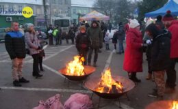 Jarmark Bożonarodzeniowy i “odpalenie choinki”