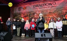 Jarmark Bożonarodzeniowy i “odpalenie choinki”