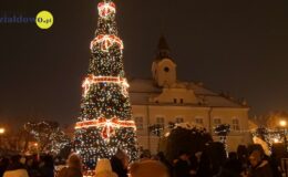 Jarmark Bożonarodzeniowy i “odpalenie choinki”