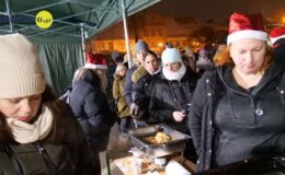 Jarmark Bożonarodzeniowy i “odpalenie choinki”