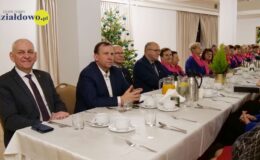 Seniorzy podzielili się opłatkiem