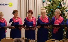 Seniorzy podzielili się opłatkiem