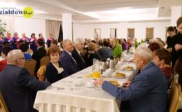 Seniorzy podzielili się opłatkiem