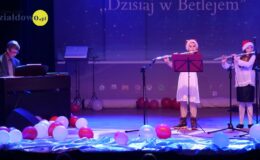 Świątecznie z uczniami nauczycielami szkoły muzycznej