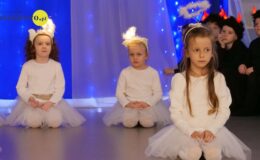 Gwiezdne tarapaty. Świąteczne przedstawienie w Przedszkolu nr 4 w Działdowie