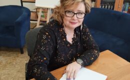 Poetka Renata Buczyńska odwiedziła młodzież z SP 4