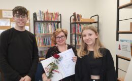 Poetka Renata Buczyńska odwiedziła młodzież z SP 4