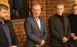 „Pejzaż z wodą w tle” wystawa fotograficzna Rajmunda Szczepańskiego w Muzeum Pogranicza