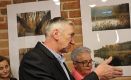 „Pejzaż z wodą w tle” wystawa fotograficzna Rajmunda Szczepańskiego w Muzeum Pogranicza