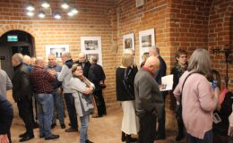 „Pejzaż z wodą w tle” wystawa fotograficzna Rajmunda Szczepańskiego w Muzeum Pogranicza