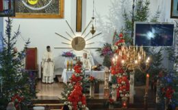 Występ kwartetu dętego w kościele pw. Podwyższenia Krzyża Świętego