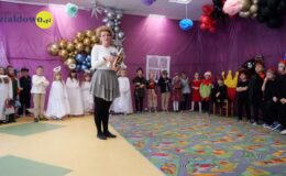 Bożonarodzeniowe przedstawienie w wykonaniu „Zajączków”