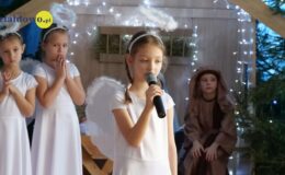 „Wiewióreczki” złożyły życzenia z okazji Dnia Babci i Dziaka