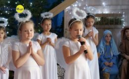 „Wiewióreczki” złożyły życzenia z okazji Dnia Babci i Dziaka