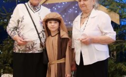 „Wiewióreczki” złożyły życzenia z okazji Dnia Babci i Dziaka