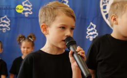 „Jeżyki” na dzień babci i dziadka