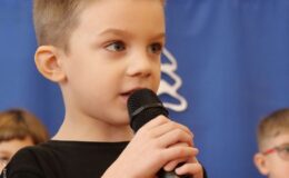 „Jeżyki” na dzień babci i dziadka