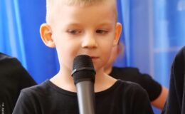 „Jeżyki” na dzień babci i dziadka