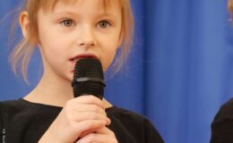 „Jeżyki” na dzień babci i dziadka