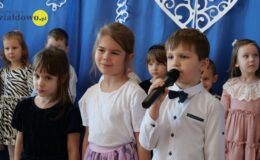 „Słoneczka” na dzień babci i dziadka