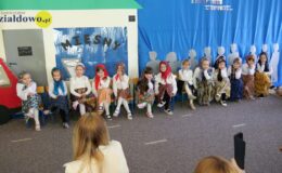 Podróż do młodości ze „Smerfami”