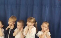 Dzień Babci i Dziadka w grupie Krasnali