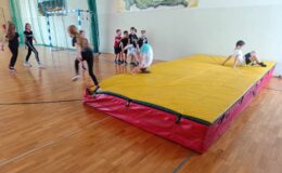 Ferie na sportowo – na lodowisku i na hali