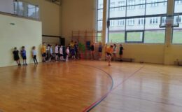 Ferie na sportowo – na lodowisku i na hali