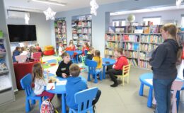 W krainie kodu i lodu – tak wyglądały ferie w bibliotece