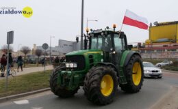 Rolnicy na ulicach Działdowa – ponad 200 ciągników