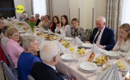 Śniadanie z seniorami