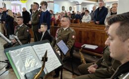 Muzycy uświetnili Liturgię Mszy Świętej w kościele pw. Podwyższenia Krzyża Świętego