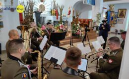 Muzycy uświetnili Liturgię Mszy Świętej w kościele pw. Podwyższenia Krzyża Świętego