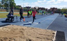 Mityng lekkoatletyczny dla uczniów szkół podstawowych