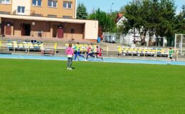 Mityng lekkoatletyczny dla uczniów szkół podstawowych