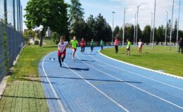 Mityng lekkoatletyczny dla uczniów szkół podstawowych