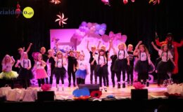 Roztańczone i rozśpiewane przedszkolaki, czyli VI Festiwal Tańca