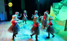 Roztańczone i rozśpiewane przedszkolaki, czyli VI Festiwal Tańca
