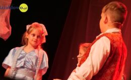 Grupy teatralne „Na Maksa” i „Heheszki” na dużej scenie