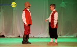 Grupy teatralne „Na Maksa” i „Heheszki” na dużej scenie