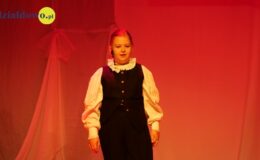 Grupy teatralne „Na Maksa” i „Heheszki” na dużej scenie
