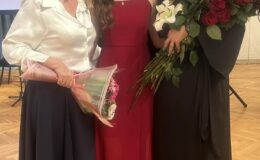 Pożegnanie uczniów klasy ósmej Szkoły Podstawowej nr 4