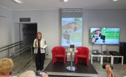 Promocja najnowszego tomiku poetyckiego Marii Dłuskiej „Taniec na osi czasu”