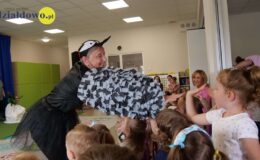 Seniorzy przedszkolakom. „Rzepka” dla dzieci z Przedszkola nr 4
